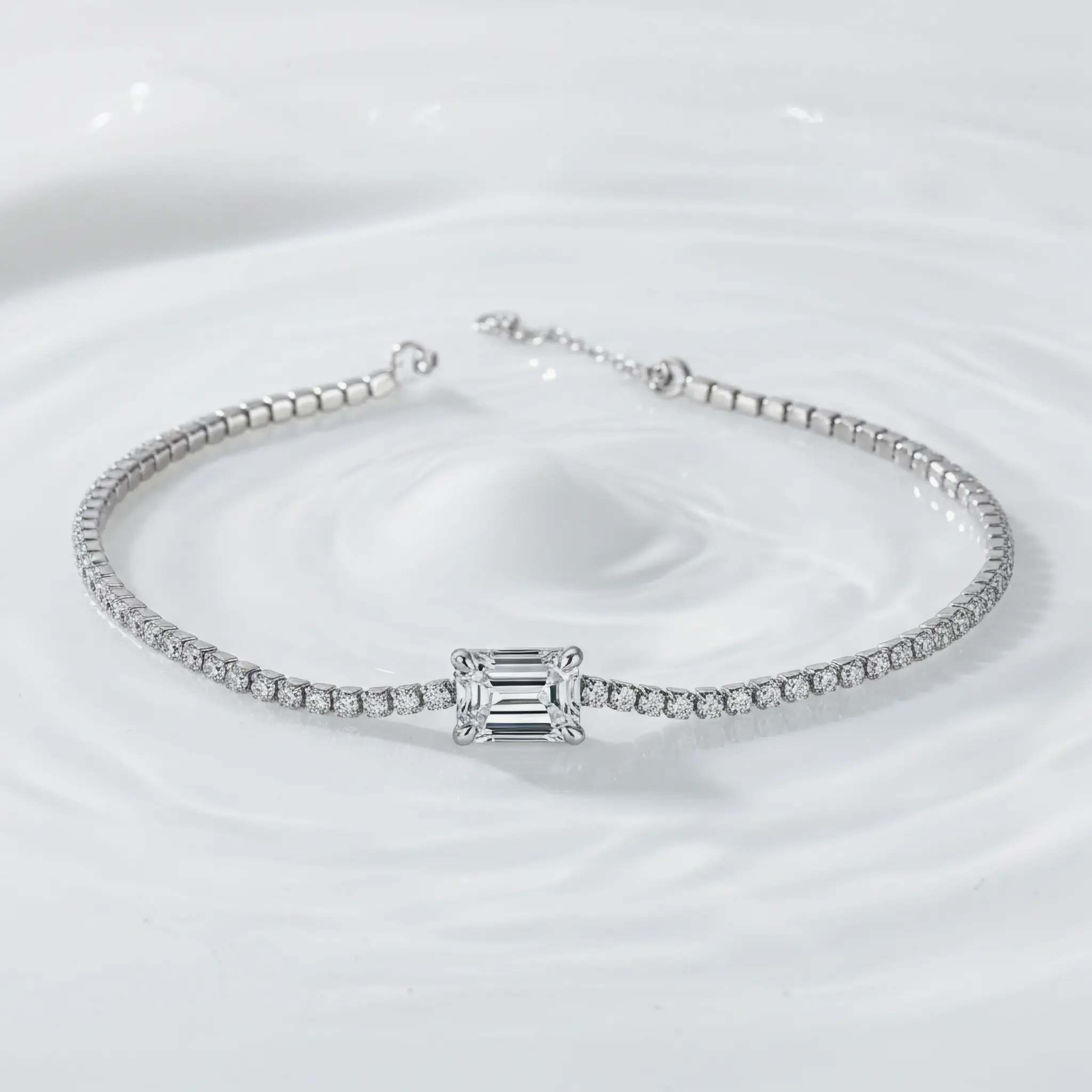 The Verdanza Tennis Bracelet